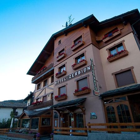 Hotel Zerbion Torgnon Esterno foto